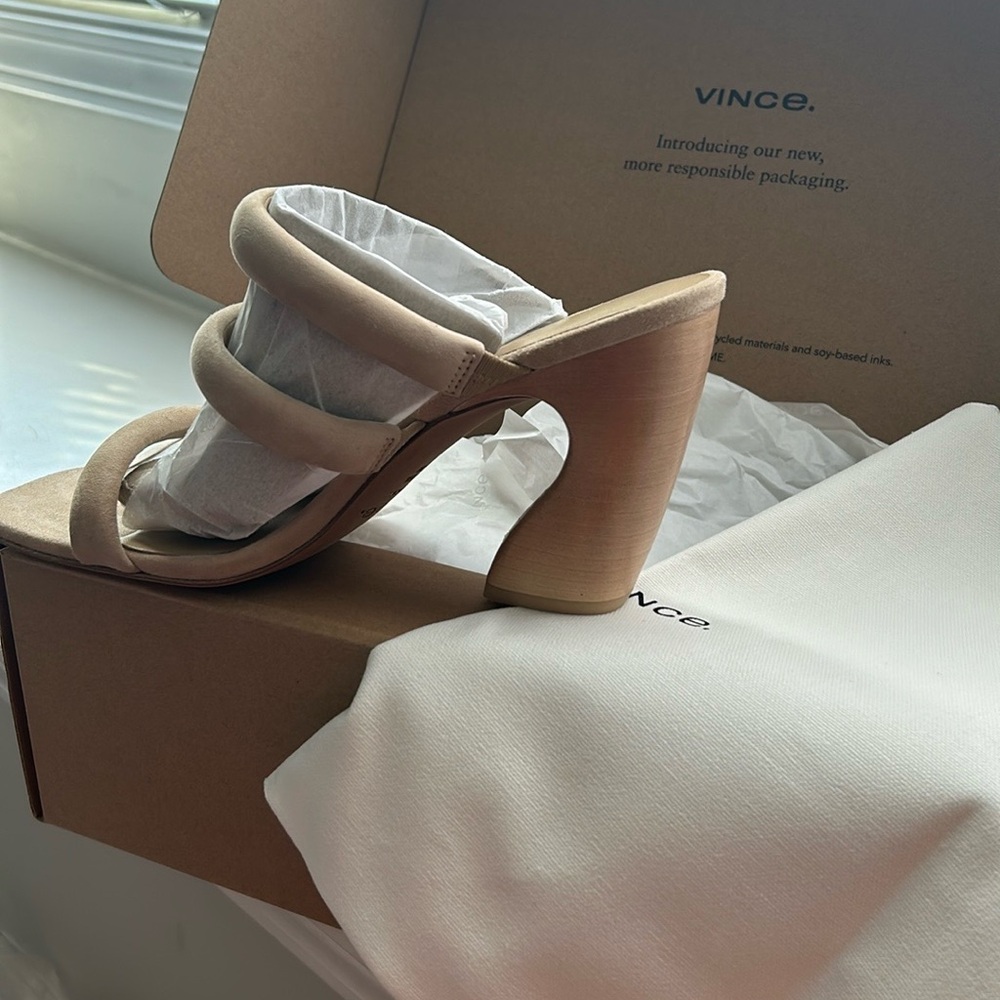Vince Dara Sandal 7.5 NEW